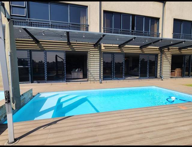 5 BEDROOM HOUSE FOR SALE IN HERON BANKS GOLF ESTATE